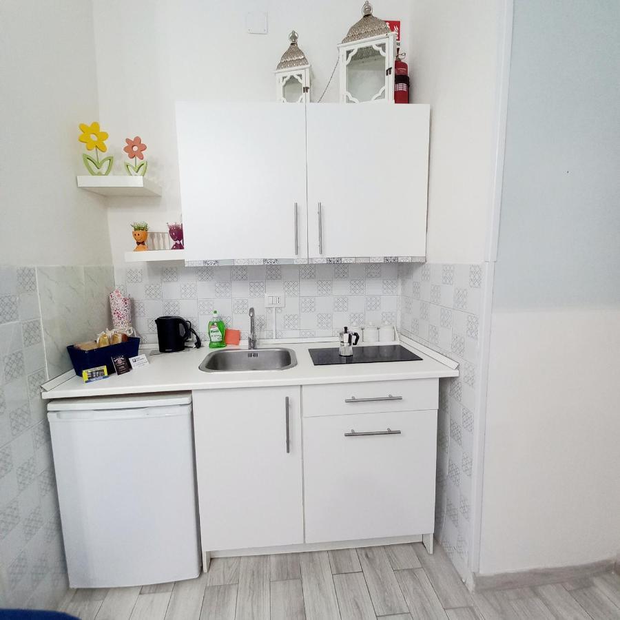 Piccola Partenope Napoli Bagian luar foto