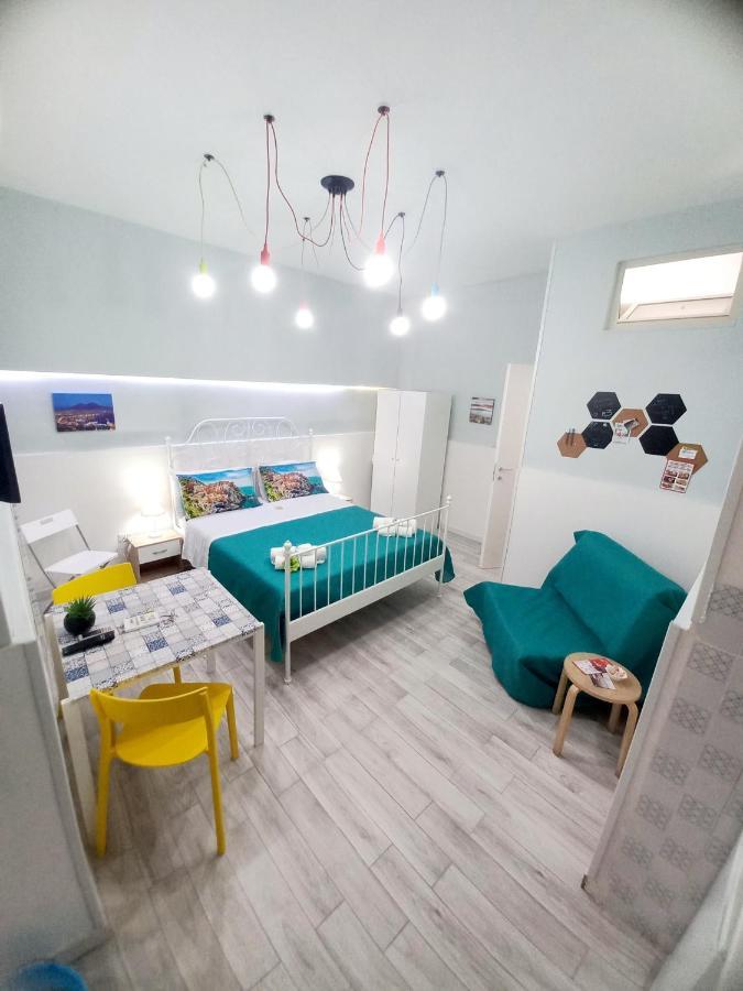 Piccola Partenope Napoli Bagian luar foto