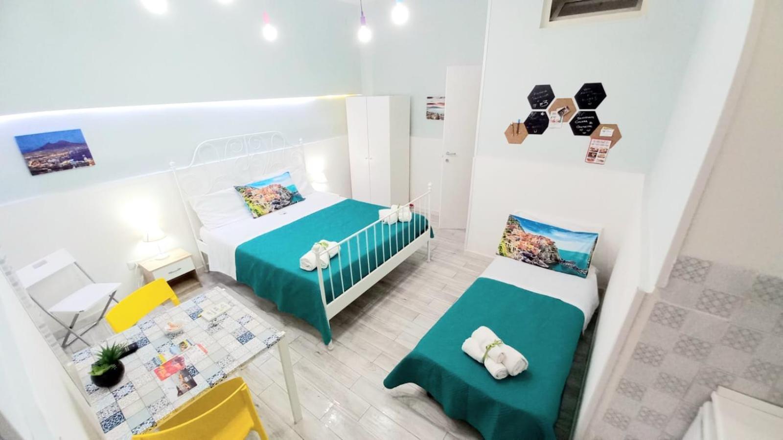 Piccola Partenope Napoli Bagian luar foto